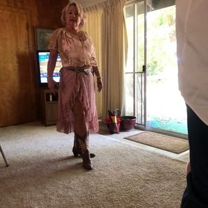 Meet your Posher, Emilie